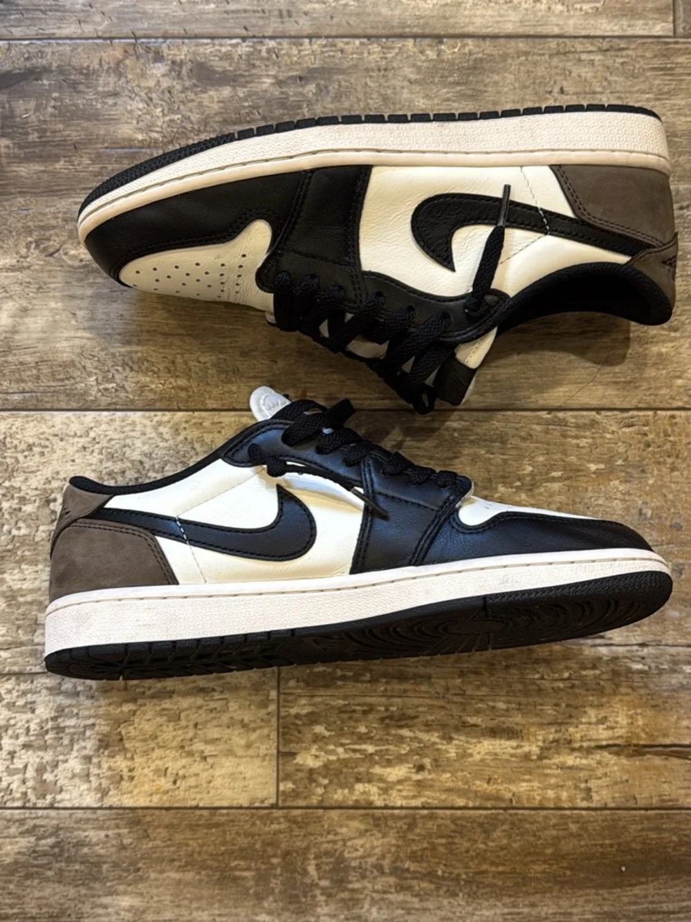 Air Jordan 1 Low OG Dark Mocha